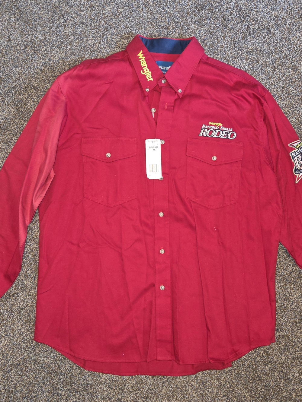 2002 Wrangler Rodeo Finals Button Up